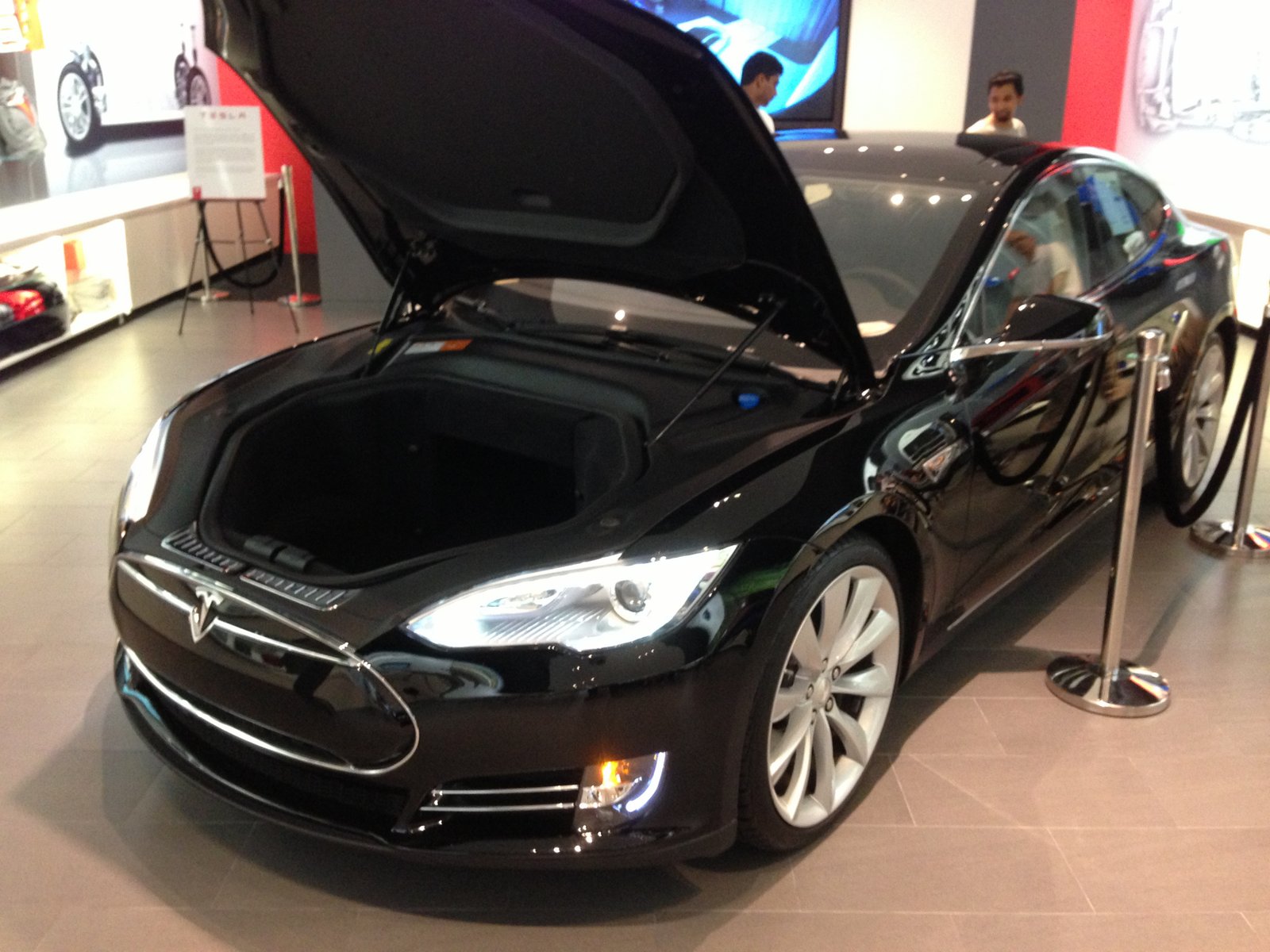 Tesla Model S Performance. 85 kWh.