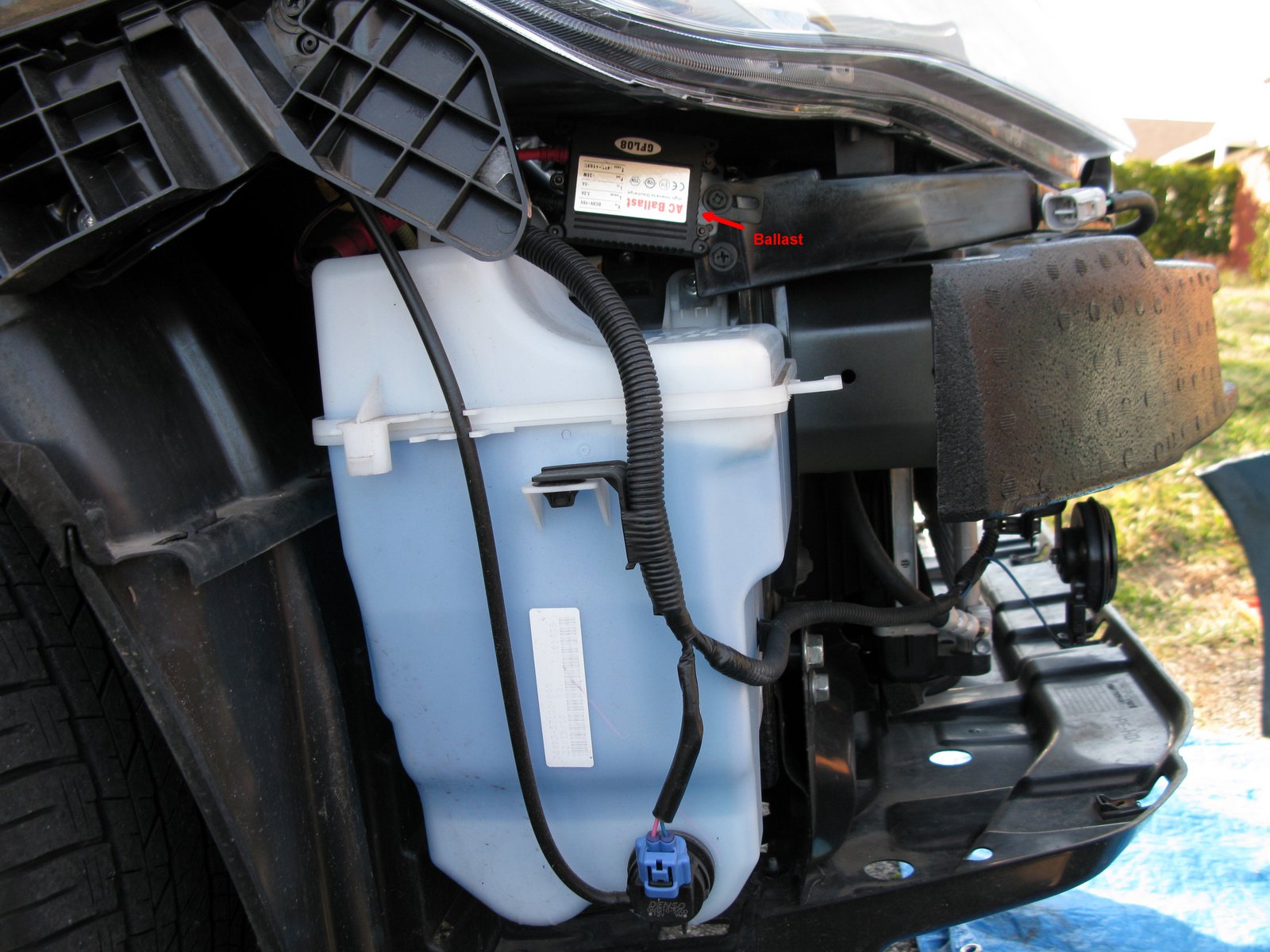Kizashi LED bulbs and headlight 021.JPG