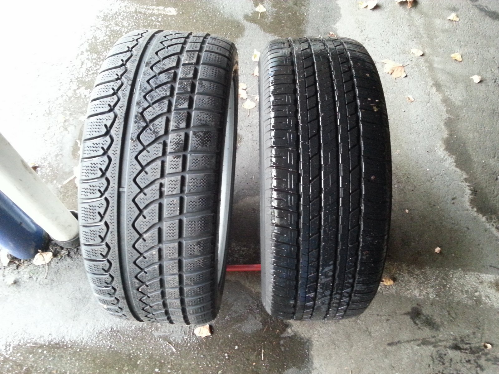 difference between the 245/45R18 on the left and the original 235/45R18 on the right.