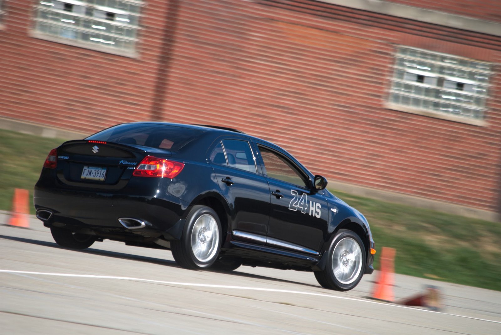 Race Kizashi1.jpg