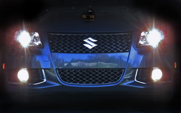 2012 Kizashi GTS 04.jpg