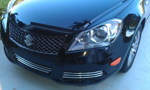 Kizashi 2010 black SE chrome inserts